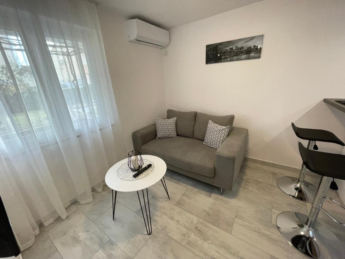 Apartment Dida Krk Town Exterior foto